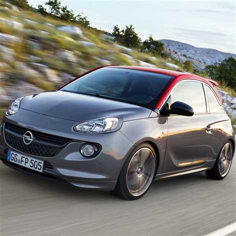 Modele Adam i Corsa wzywane do serwisu